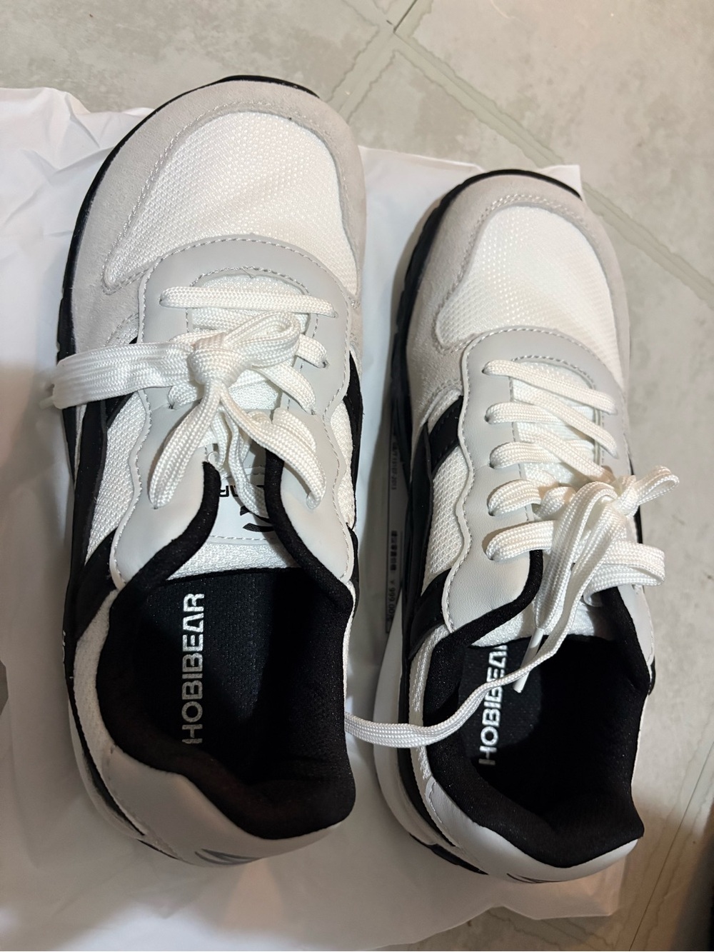 Hobibear HAREBALL White and Black Wide Toe Box Sneakers